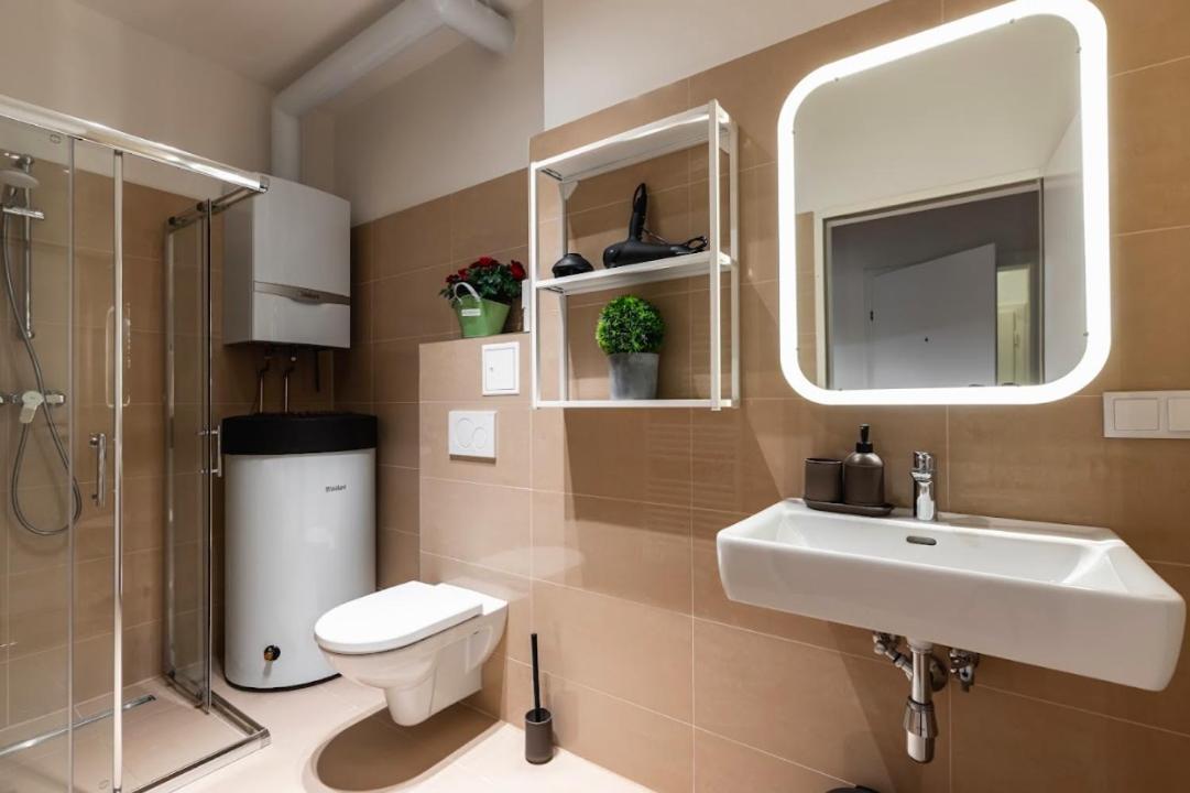 Authentic Apartment Next To Schwedenplatz ウィーン エクステリア 写真